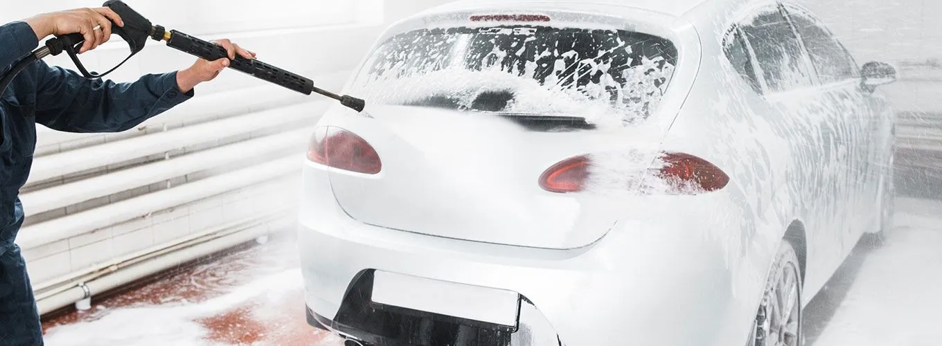 Воск на мойке самообслуживания